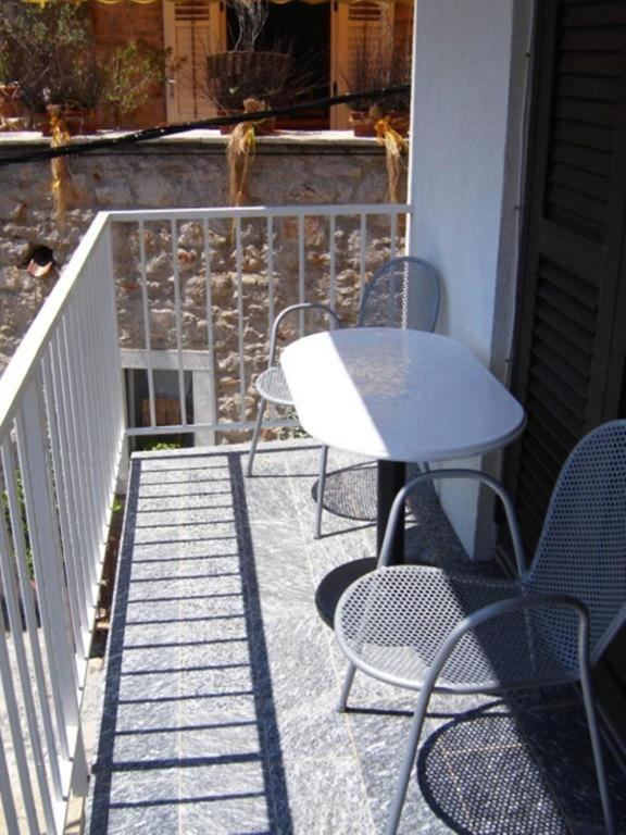 Apartment Zdravka Primosten Ngoại thất bức ảnh